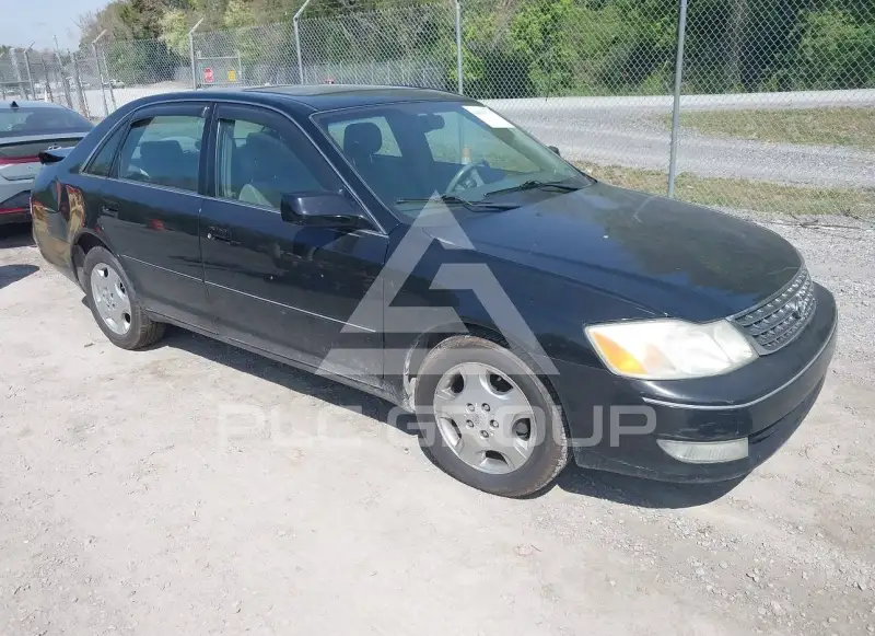 2004 Toyota AVALON photo
