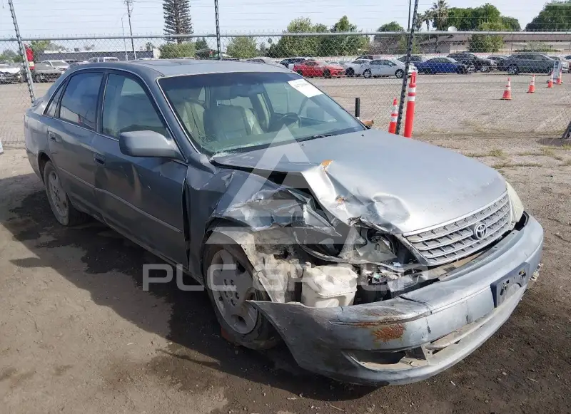 2004 Toyota AVALON фото