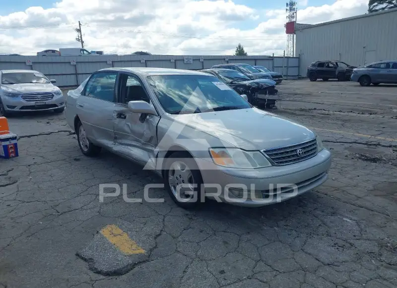 2004 Toyota AVALON photo