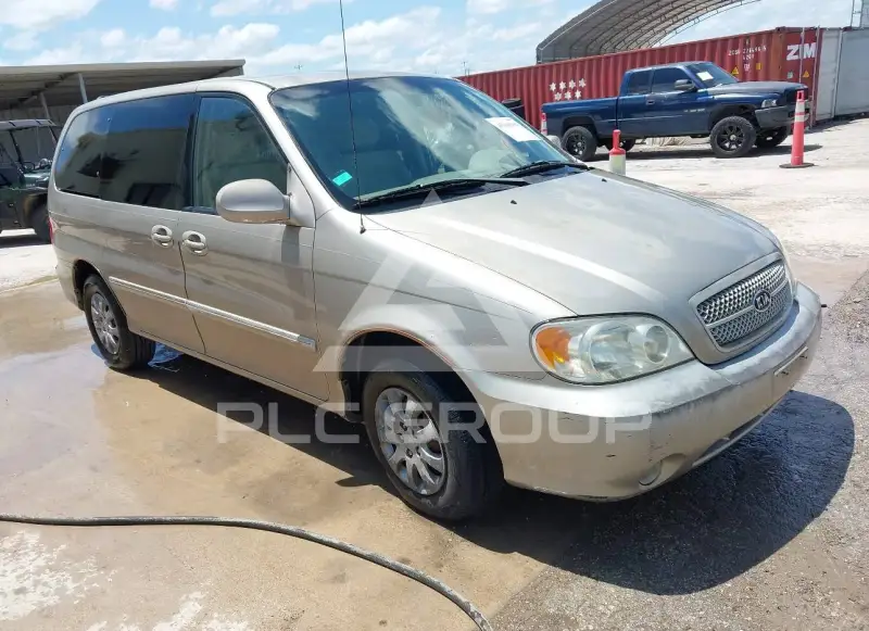 2004 KIA Sedona фото