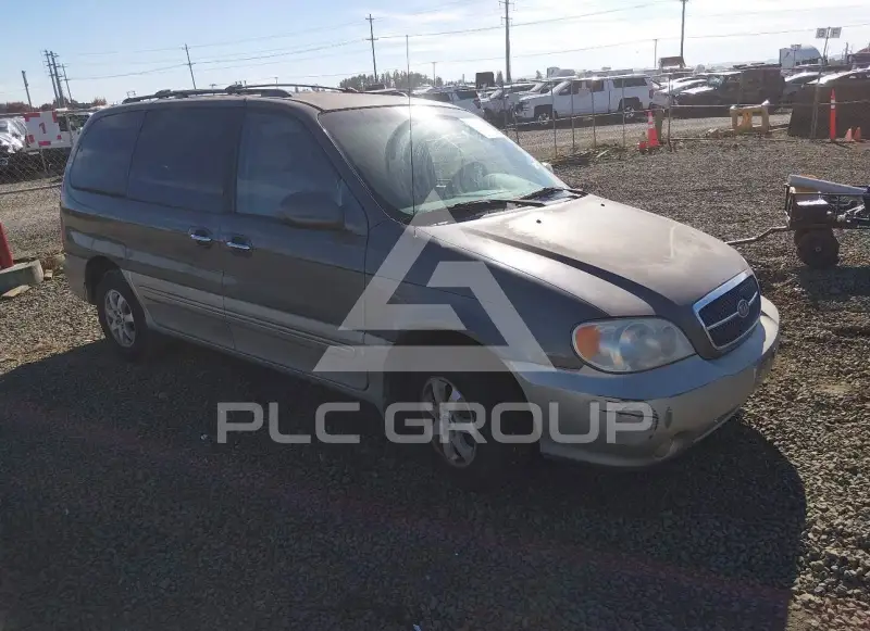 2004 KIA Sedona фото