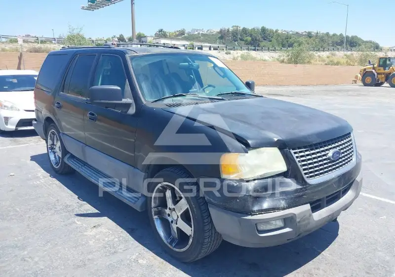 2004 Ford EXPEDITION photo