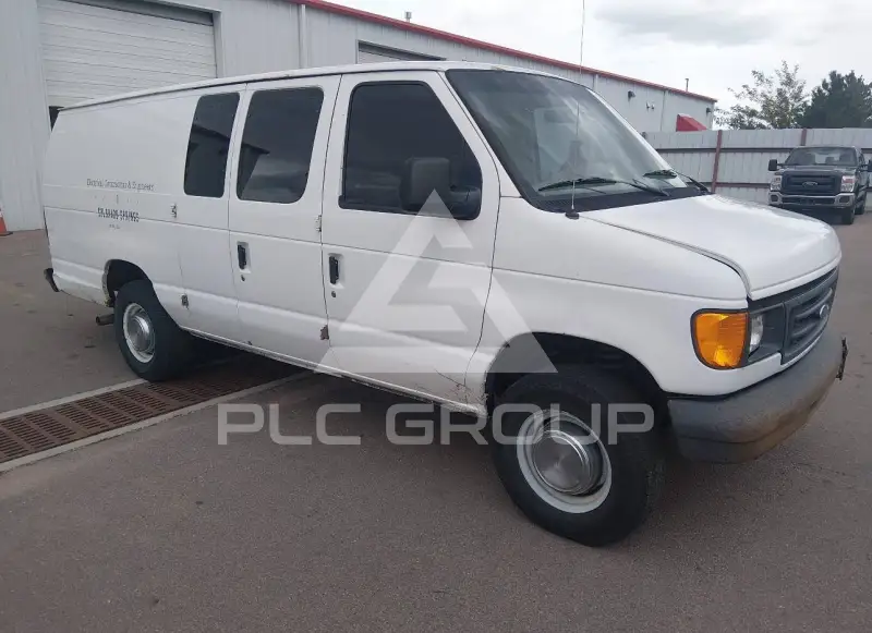 2004 Ford E-350 фото