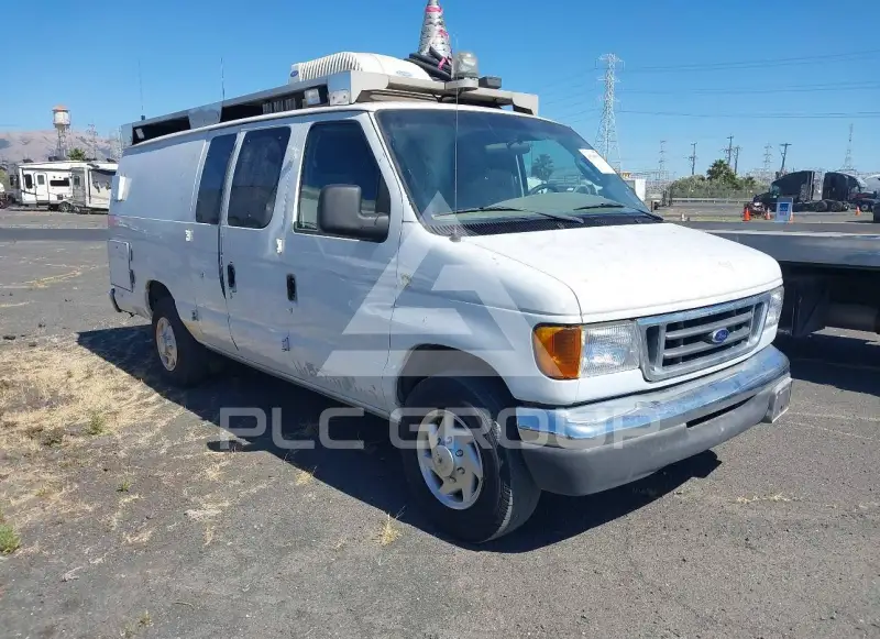 2004 Ford E-350 фото