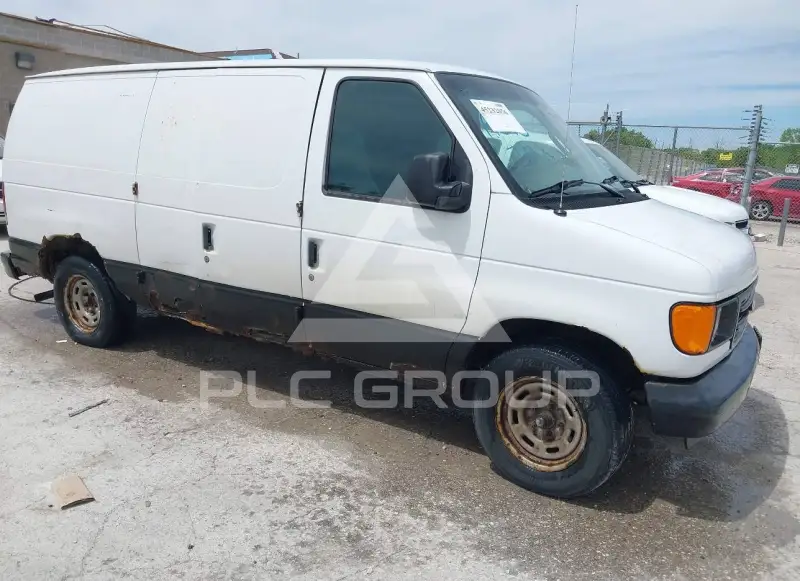2004 Ford E-150 фото