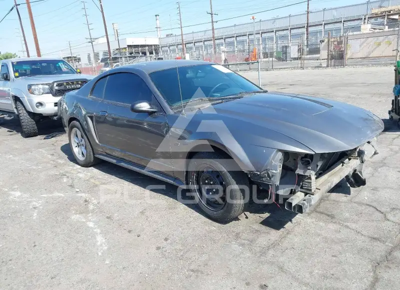 2004 Ford MUSTANG photo