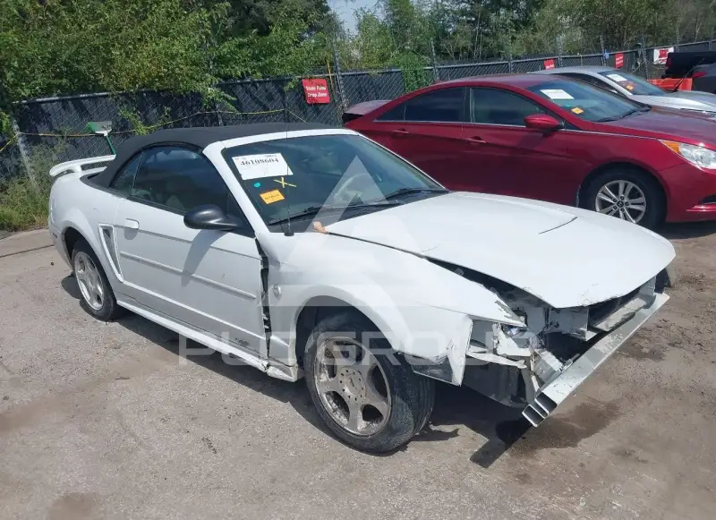 2004 Ford MUSTANG photo