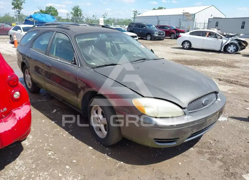2004 Ford TAURUS photo