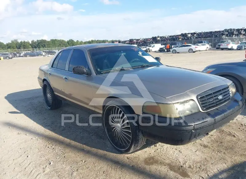 2004 Ford CROWN фото