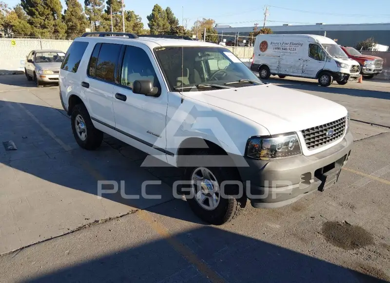 2004 Ford EXPLORER photo