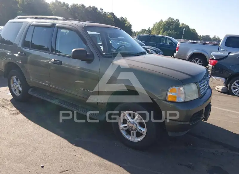 2004 Ford EXPLORER photo