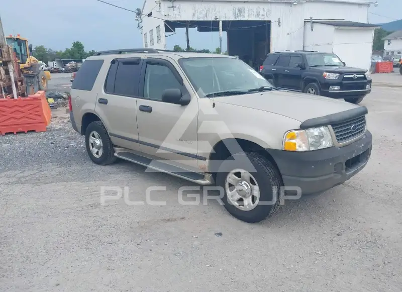 2004 Ford EXPLORER photo