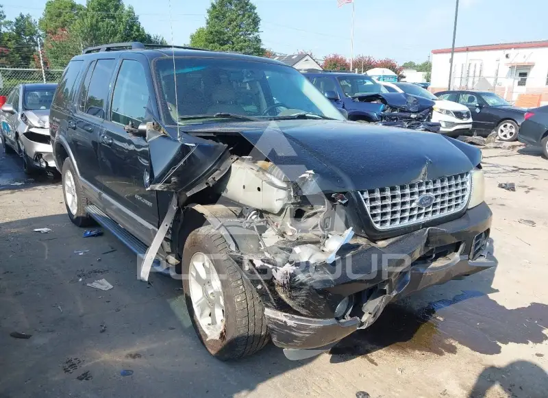 2004 Ford EXPLORER photo