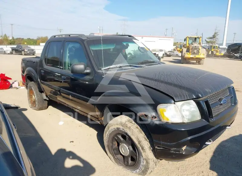 2004 Ford EXPLORER photo
