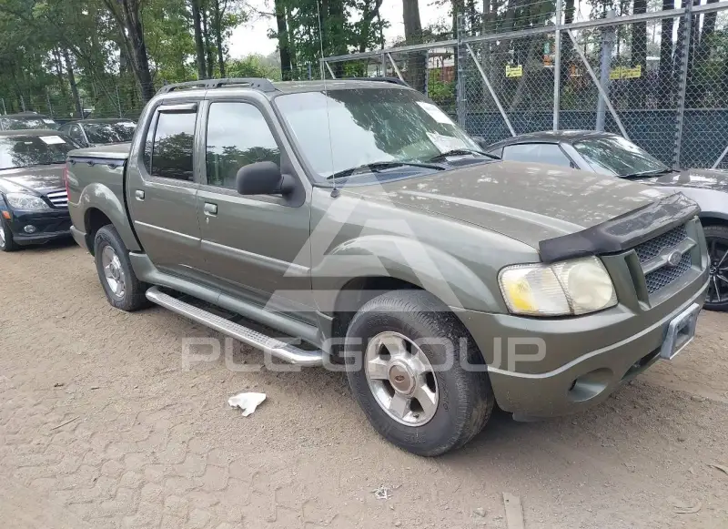 2004 Ford EXPLORER photo