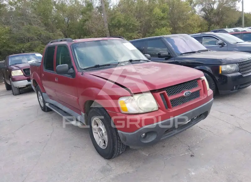 2004 Ford EXPLORER photo