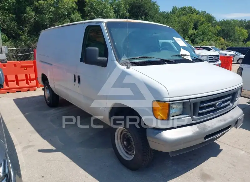 2004 Ford E-250 photo