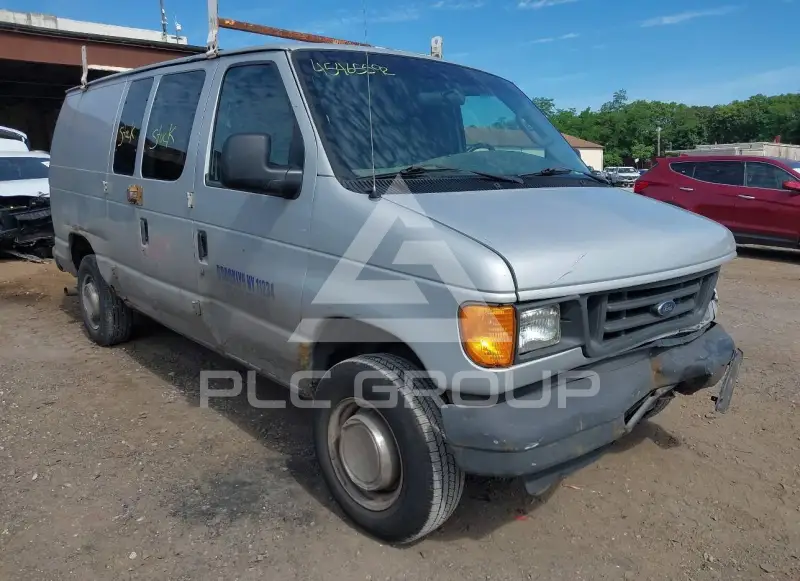 2004 Ford E-250 photo