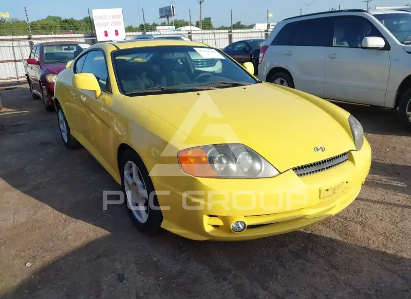 2004 Hyundai Tiburon photo