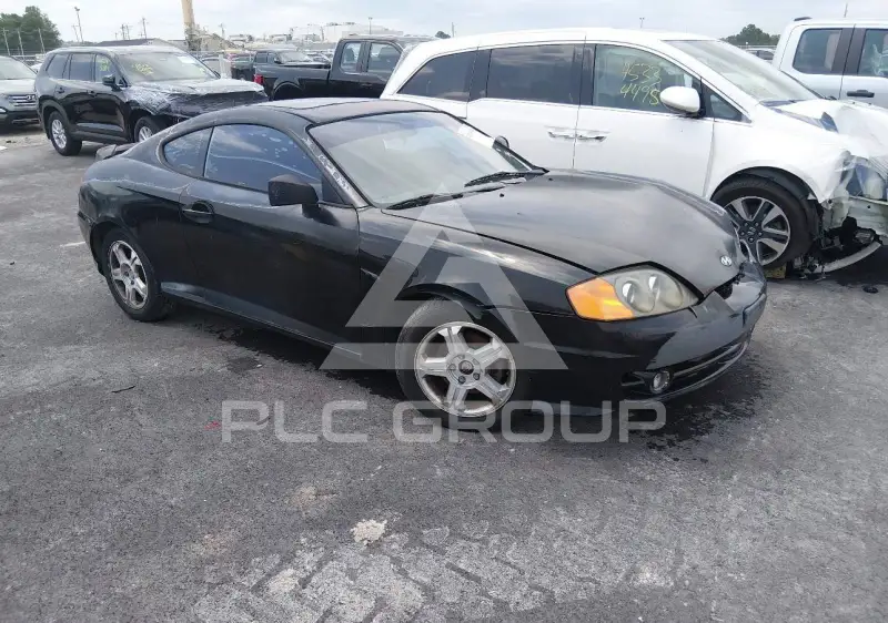 2004 Hyundai Tiburon photo