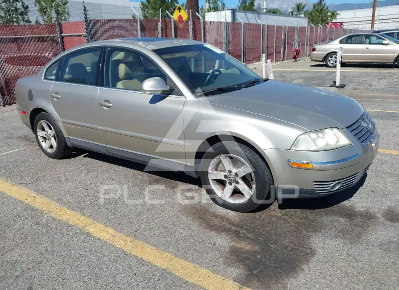 2004 Volkswagen Passat photo