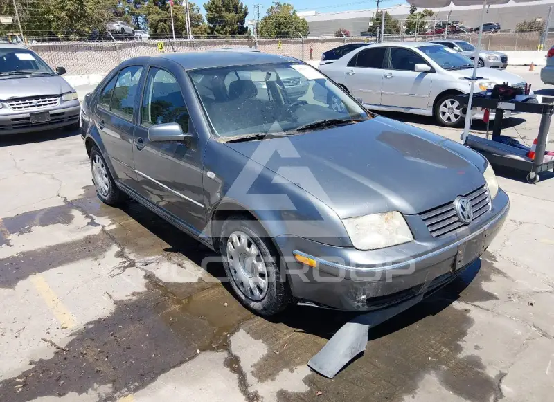 2004 Volkswagen Jetta photo