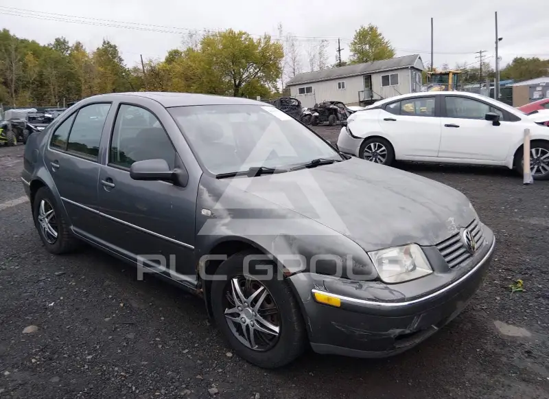 2004 Volkswagen Jetta photo