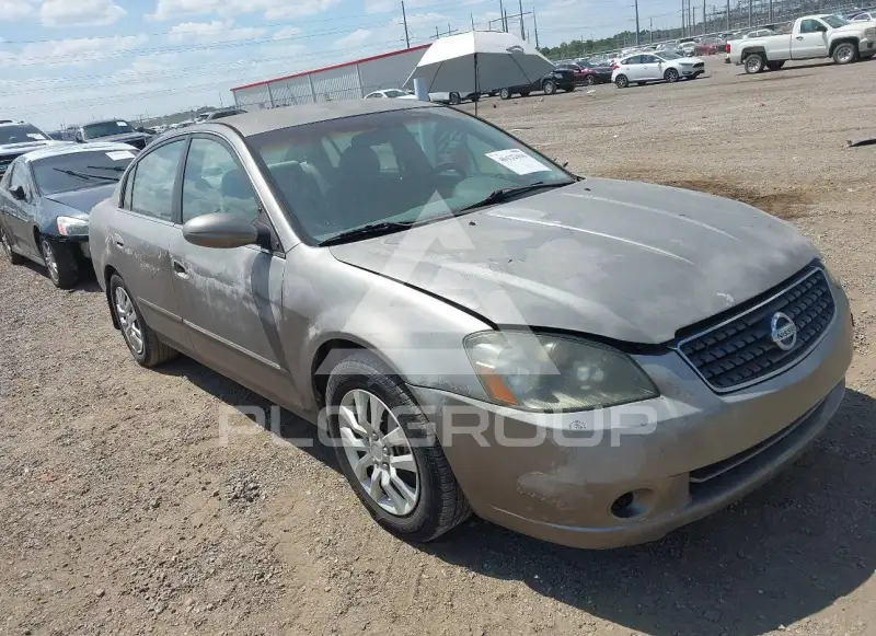 2005 Nissan ALTIMA photo