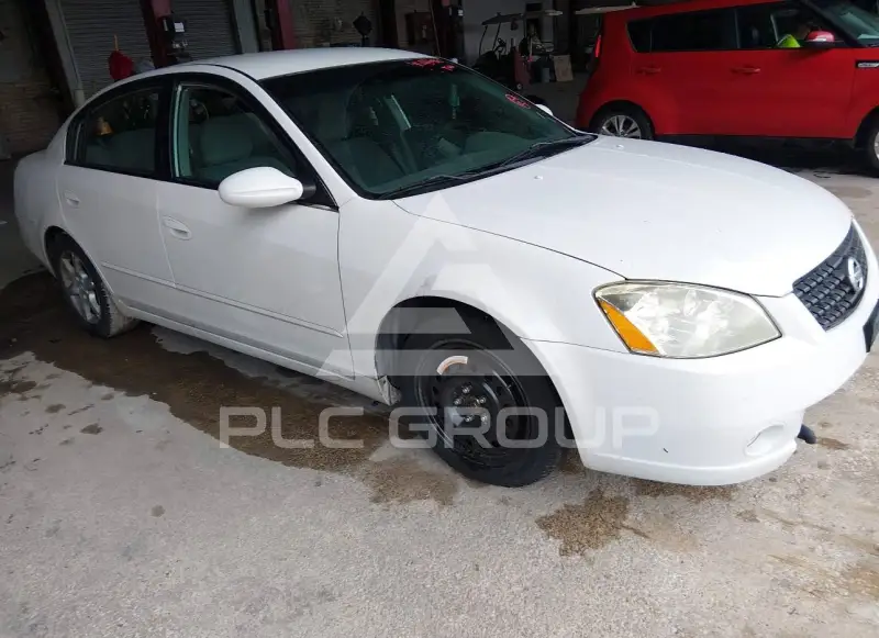 2005 Nissan ALTIMA photo