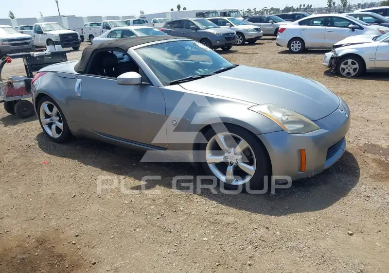 2005 Nissan 350Z фото