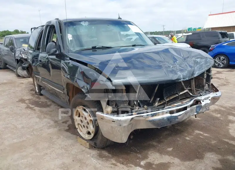 2005 Chevrolet Suburan photo