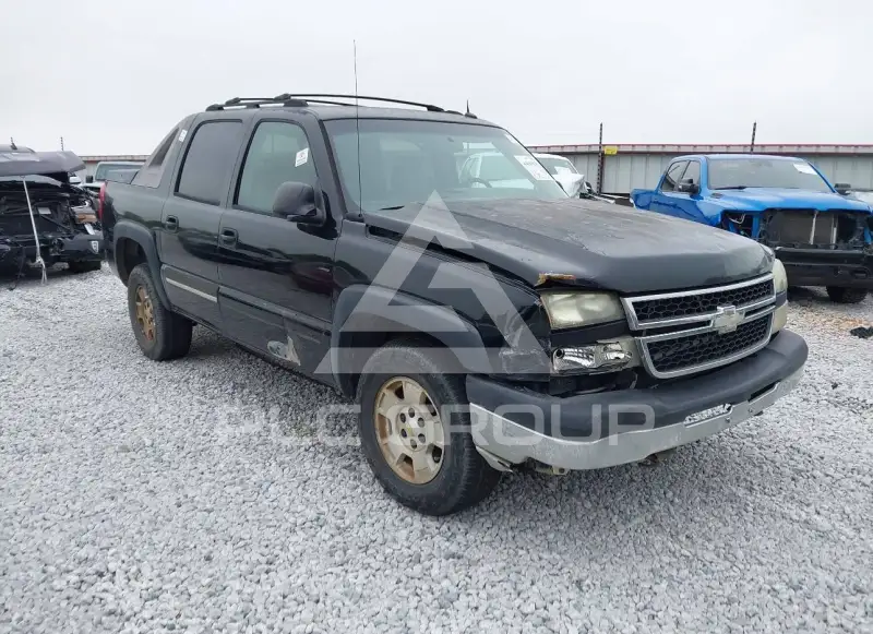 2005 Chevrolet Avalanche photo