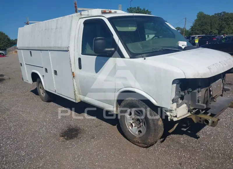 2005 Chevrolet Express photo