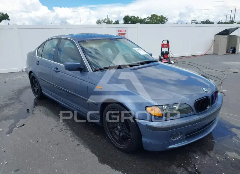 2005 BMW 330 photo