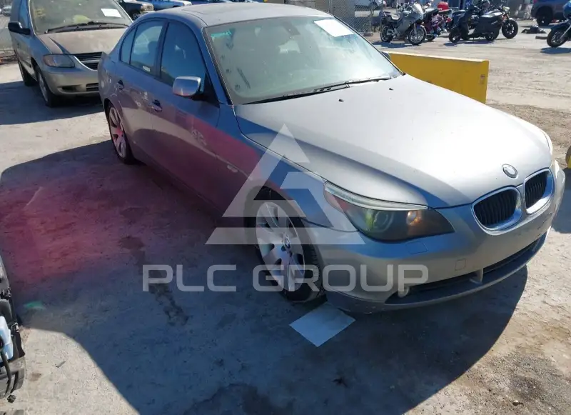 2005 BMW 530 photo
