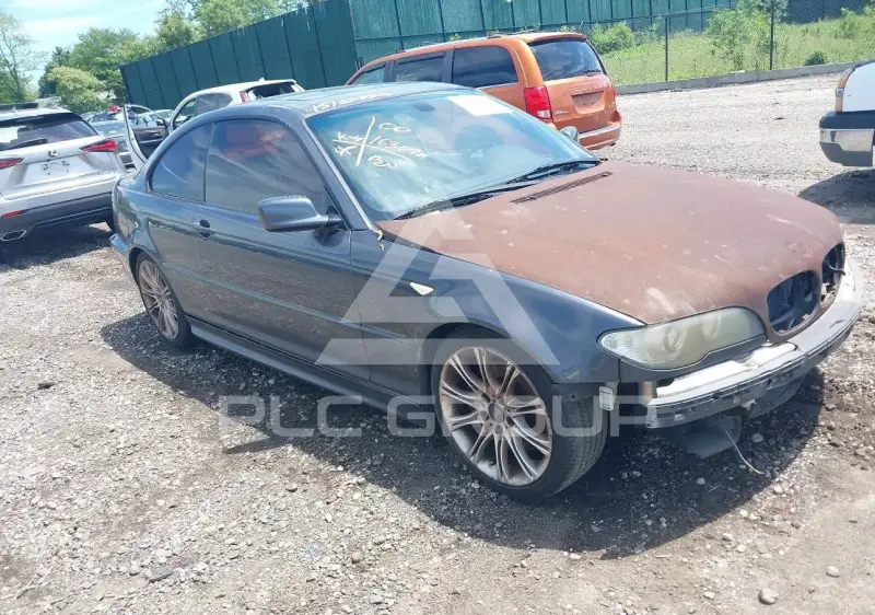 2005 BMW 330 фото