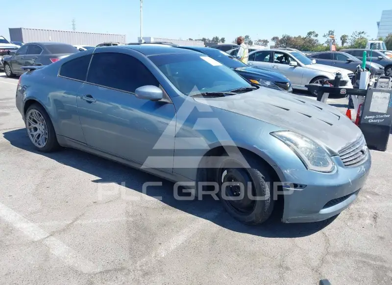 2005 Infinity G35 photo
