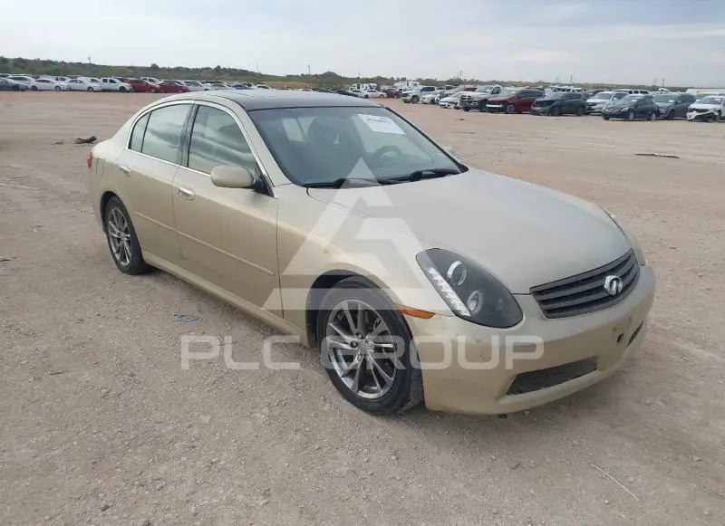 2005 Infinity G35 photo