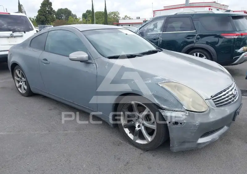 2005 Infinity G35 photo