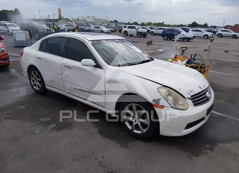 2005 Infinity G35 photo
