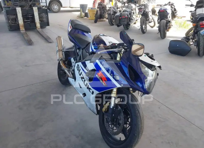 2005 Suzuki GSX-R750 photo