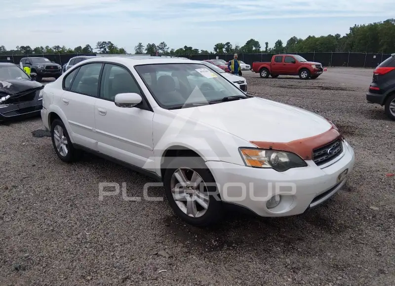 2005 Subaru Outback photo