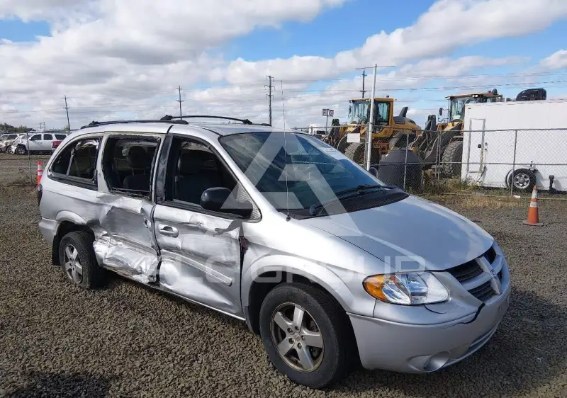 2005 Dodge Grand Caravan фото