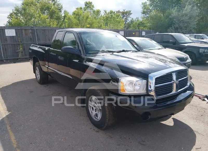 2005 Dodge DAKOTA фото