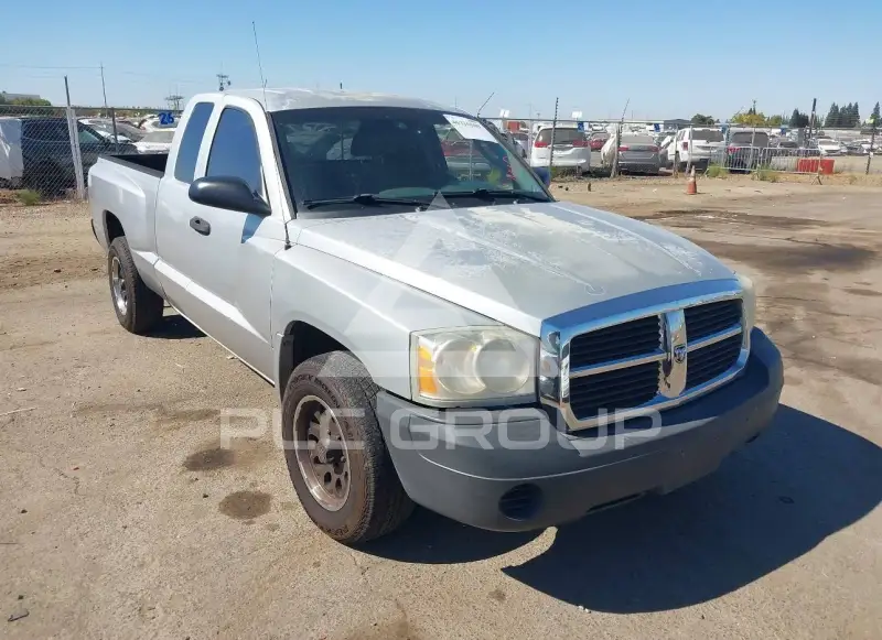 2005 Dodge DAKOTA фото