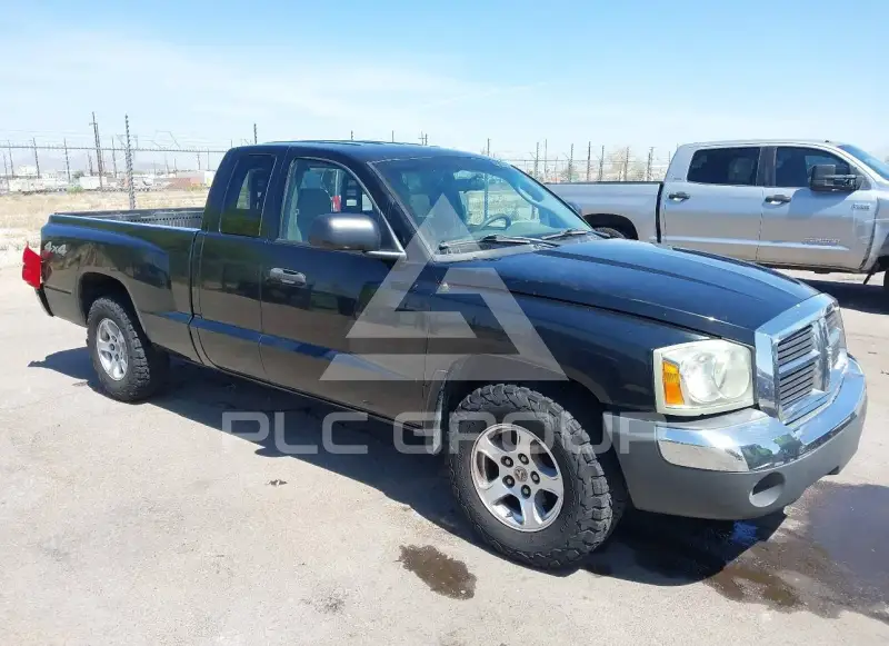 2005 Dodge DAKOTA фото