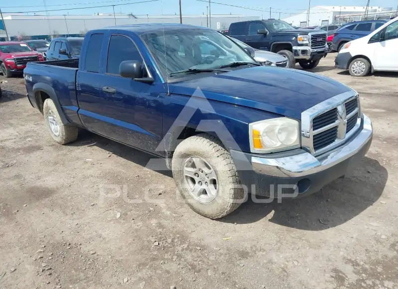 2005 Dodge DAKOTA фото