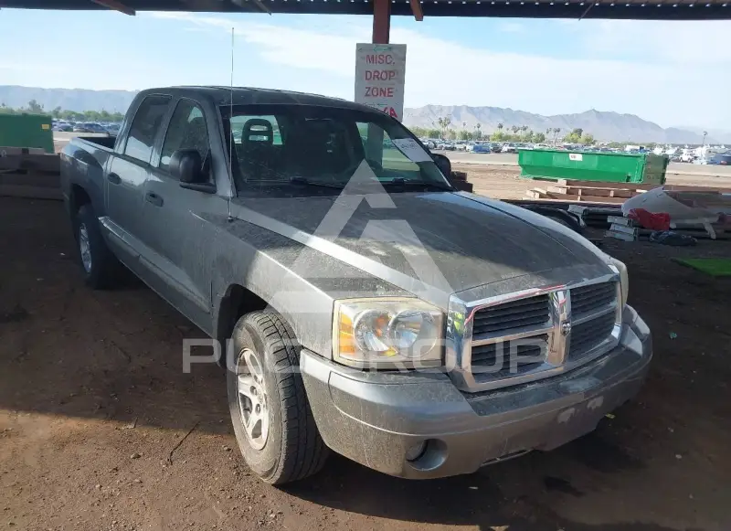 2005 Dodge DAKOTA фото
