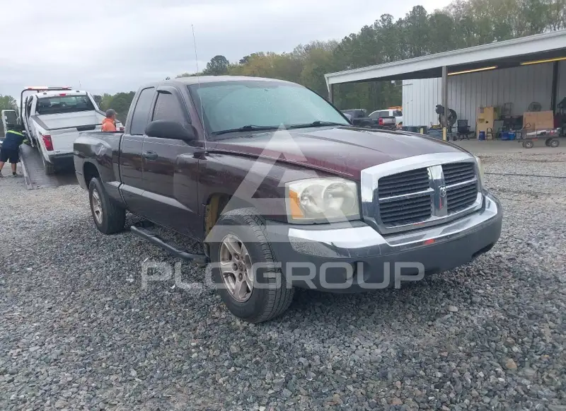 2005 Dodge DAKOTA фото