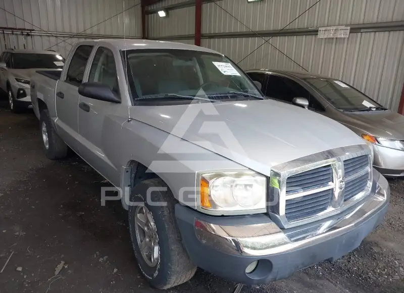 2005 Dodge DAKOTA фото